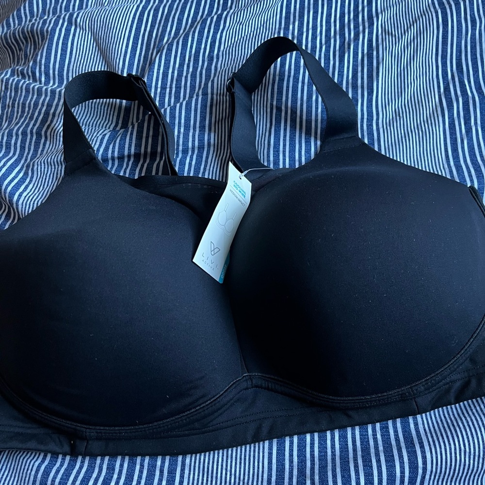 Livi by Lane Bryant Cooling no wire sports bra NWT